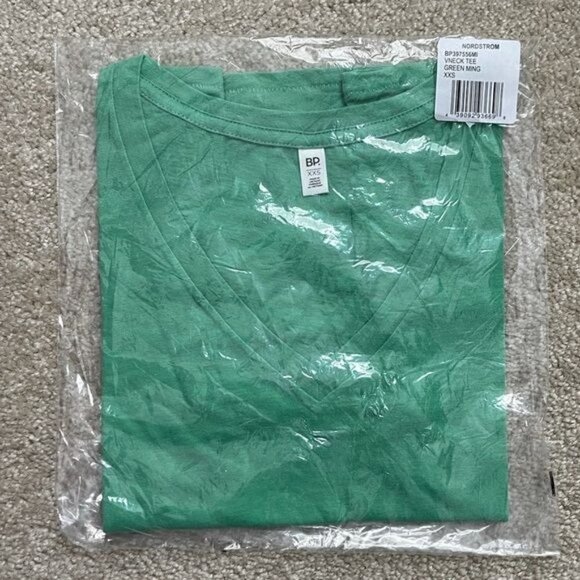 NWT BP Green Ming V Neck Shirt - XXS - Picture 4 of 4